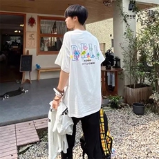 白色