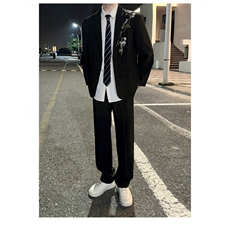 黑色西装+西裤
