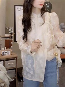 现货：欧根纱提花风衬衣图片