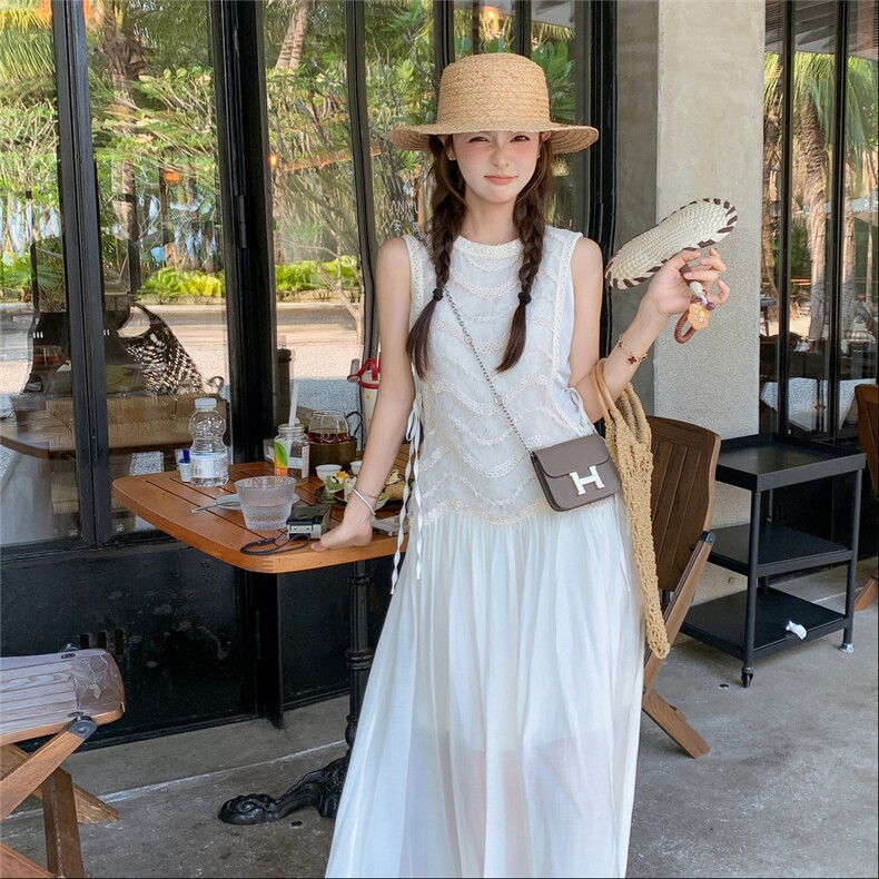 度假风白色无袖连衣裙女2025夏季新款法式温柔风气质绝美背心长裙图片
