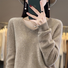 秋季新款羊毛衫女V领毛衣女套头宽松短款外穿，女装羊毛衫，北娇羊绒