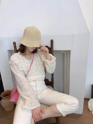 V领蕾丝小衫春装新款，女装，NIY