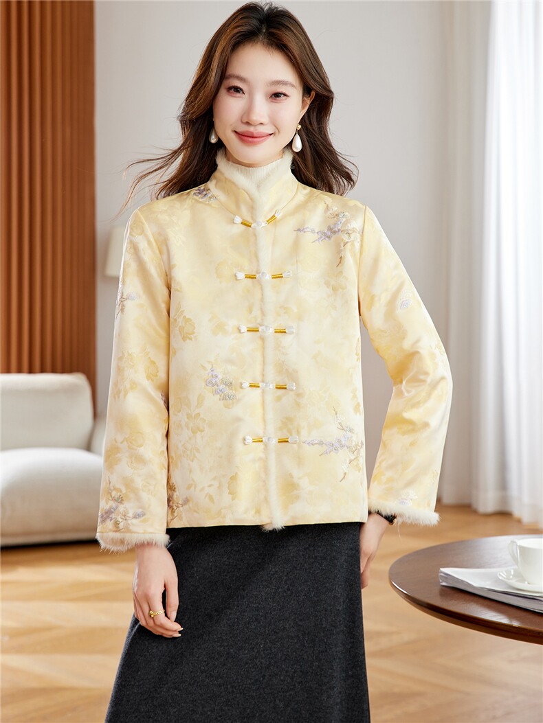 在仓~2025年冬季水貂毛刺绣夹棉盘扣新中式时尚潮流单排扣棉服,女装棉衣/棉服,新依时派