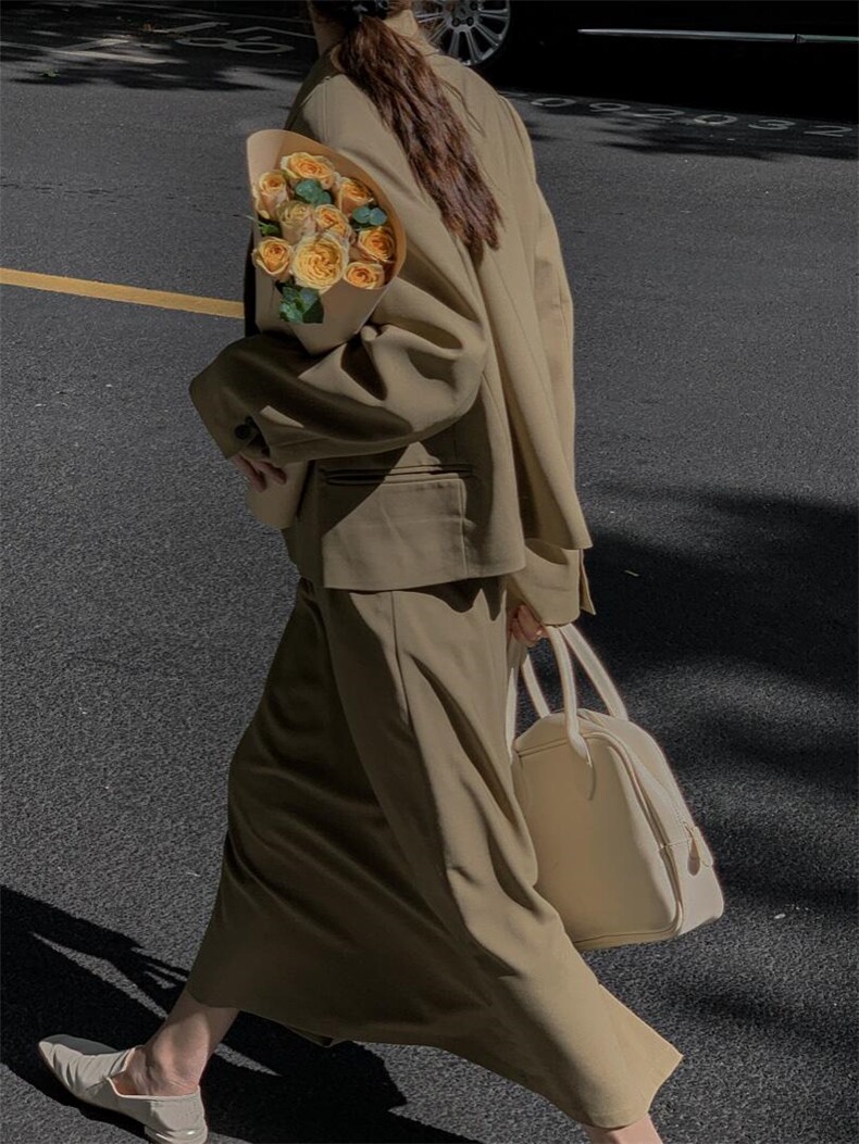 西服套装，女装职业装，hello september