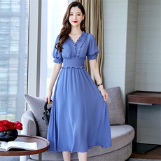 中长款v领2022夏季新款中长款休闲舒适短袖修身舒适，女装连衣裙，时尚俏佳人
