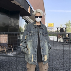 蓝色