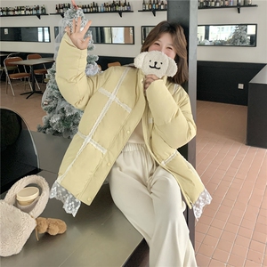 奶黄色蕾丝花边羽绒服女2025冬季新款韩系超好看加厚90白鸭绒外套图片