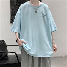 浅蓝色