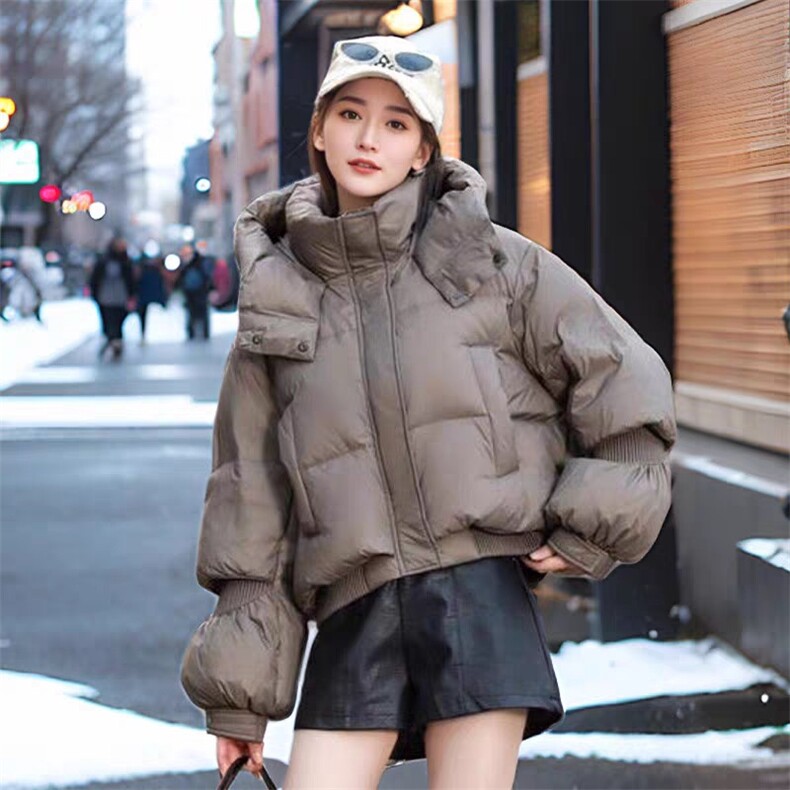 2025年冬季新款女美拉德短款连帽羽绒服轻薄保暖白鸭戎面包服外套，女装羽绒服，牛米欧羽绒服工厂店