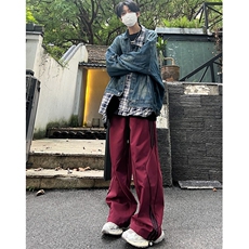 红色
