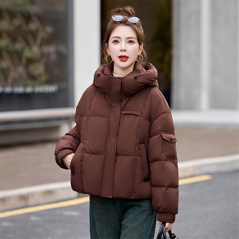 高级感超好看短款羽绒服女2024冬新款时尚小个子白鸭绒面包服外套,女装羽绒服,布芭啦