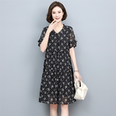 2022夏季新款时尚气质POLO领显瘦休闲舒适连衣裙，女装连衣裙，独衣靓