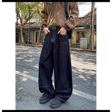 蓝色