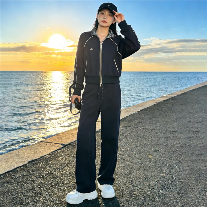 韩版休闲运动套装秋季新款女时尚减龄纯色立领卫衣直筒长裤两件套图片
