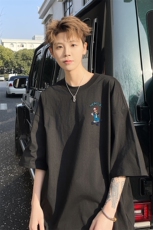 图案已注册夏季创意卡通圆领短袖T恤男潮宽松半袖体恤衫D046/P25，男装T恤，电商B209