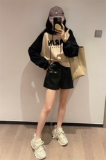 撞色字母涂鸦连帽卫衣女2022早秋新款韩版宽松慵懒风长袖短款上衣，女装卫衣/绒衫，辉之琳
