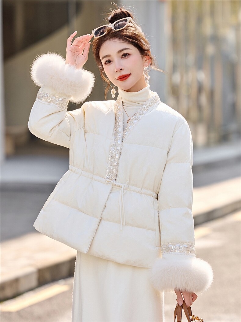 2025年冬季依如秀新中式狐狸毛外套,女装羽绒服,依如秀(原杭风阁)