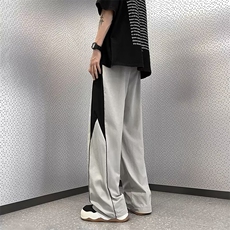 灰色