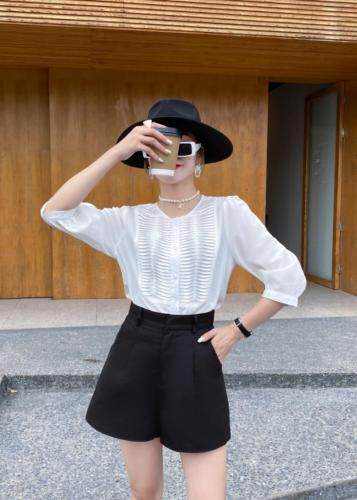 韩版洋气设计小衫，其它，她家