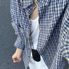 蓝色