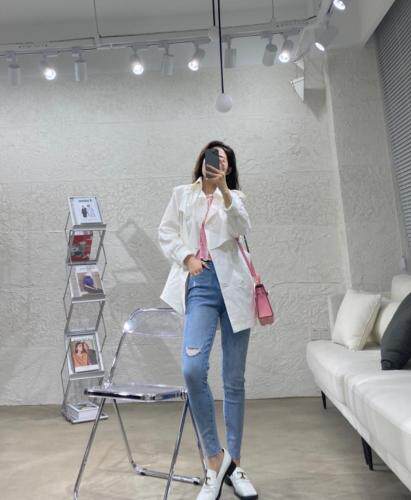 2??0??2??1??春款全面煥新??，女装，AMG