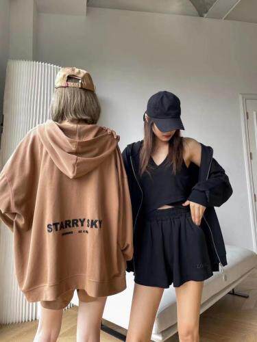 新品连帽刺绣三件套，其它，G7V7