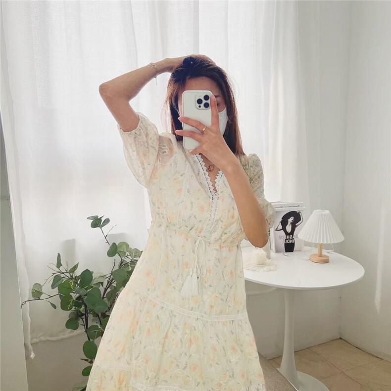 设计师品牌印花连衣裙，女装连衣裙，PURE