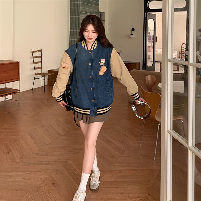 新款拼接牛仔外套女小熊棒球服夹克短款显瘦,女装牛仔外套,天使之佳话
