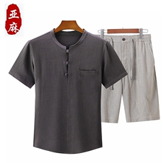 深灰上衣+浅灰短裤