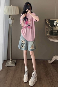 盐系穿搭休闲时尚套装女夏设计感圆领印花短袖破洞牛仔短裤两件套图片