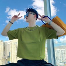 军绿色