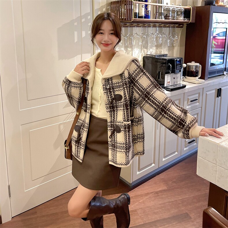 小香风短款格子牛角扣毛呢外套女冬季韩版高级感赫本风小个子大衣图片