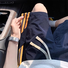 藏青色