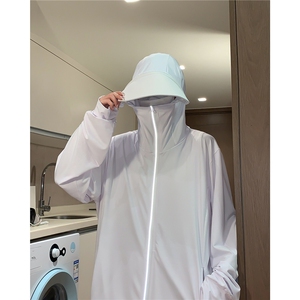 清凉一夏胖mm冰丝大码防晒服外套垂感透气百搭宽松连帽夹克女图片