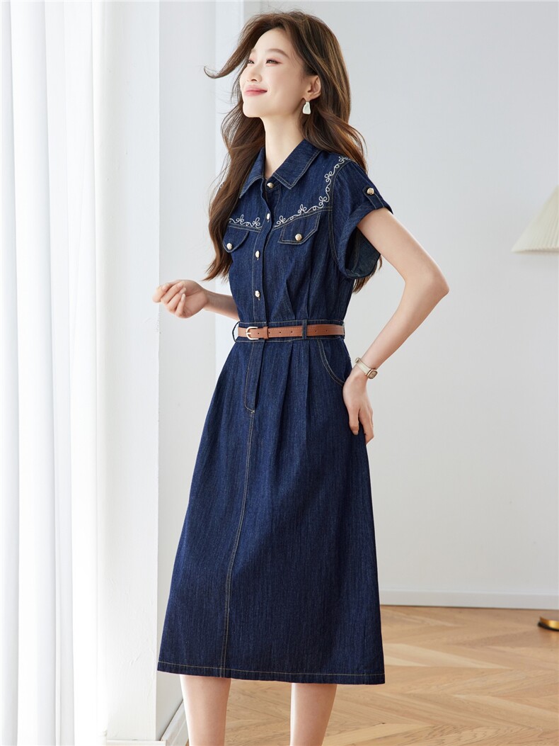 牛仔绣花连衣裙女2026夏季新款中长款超好看,女装连衣裙,素月