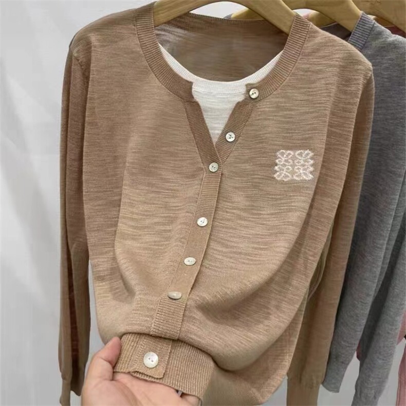 休闲/淑女2025年秋季通勤长袖纯色时尚百搭圆领假两件刺绣开衫，女装羊毛衫，百纯羊绒