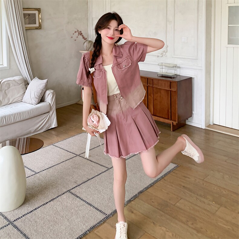 ootd穿搭粉色工装牛仔套装女夏2025独特超火多巴胺绝美短裙两件套,女装套装/套裙,2C032