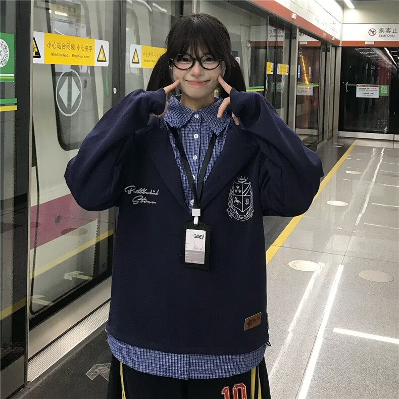 新款卫衣新款休闲藏青色女春秋季设计感潮牌上衣宽松流行，女装卫衣/绒衫，星座506A