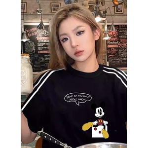 抖音得物高品质二开240克宽松纯棉美式潮牌三条杠织带短袖T恤图片