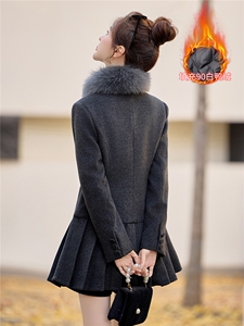 真狐狸毛可脱卸大衣女2025年冬季新款90白鸭绒外套羽绒服连衣裙图片