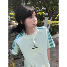 抖音得物品质二开240克宽松纯棉美式潮牌印花三条杠中性风短袖T恤，男装T恤，电商A486
