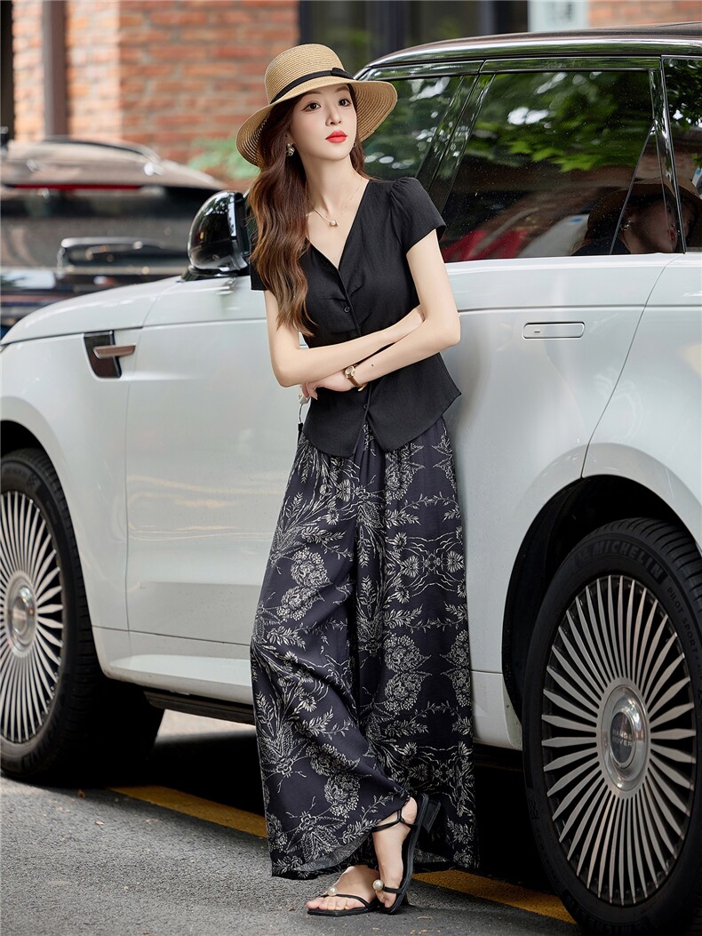 V领短袖套装女2025夏超火棉麻遮肉显瘦宽松穿搭一整套高腰阔腿裤,女装套装/套裙,微微衣阁