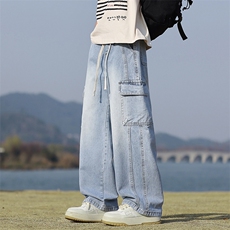 浅蓝色