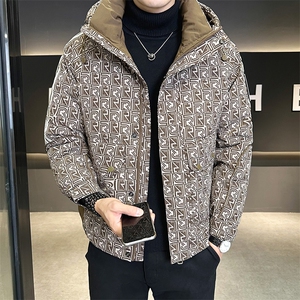 工装字母满印花羽绒服男 新款设计感连帽外套 A329-YR9865-P185图片