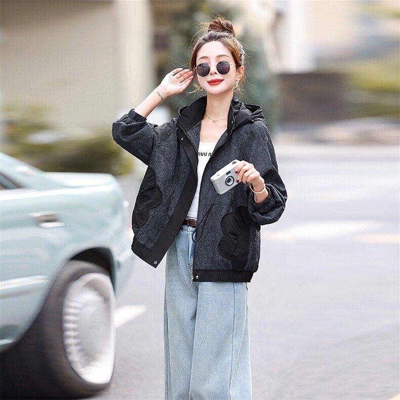 时尚休闲外套女春秋2025新款宽松大码小个子洋气流行连帽夹克上衣,女装短外套,梦芯尔