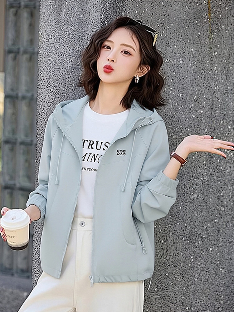 （现货）休闲连减龄短款风衣百搭时尚上衣,女装短外套,韩蔻秀