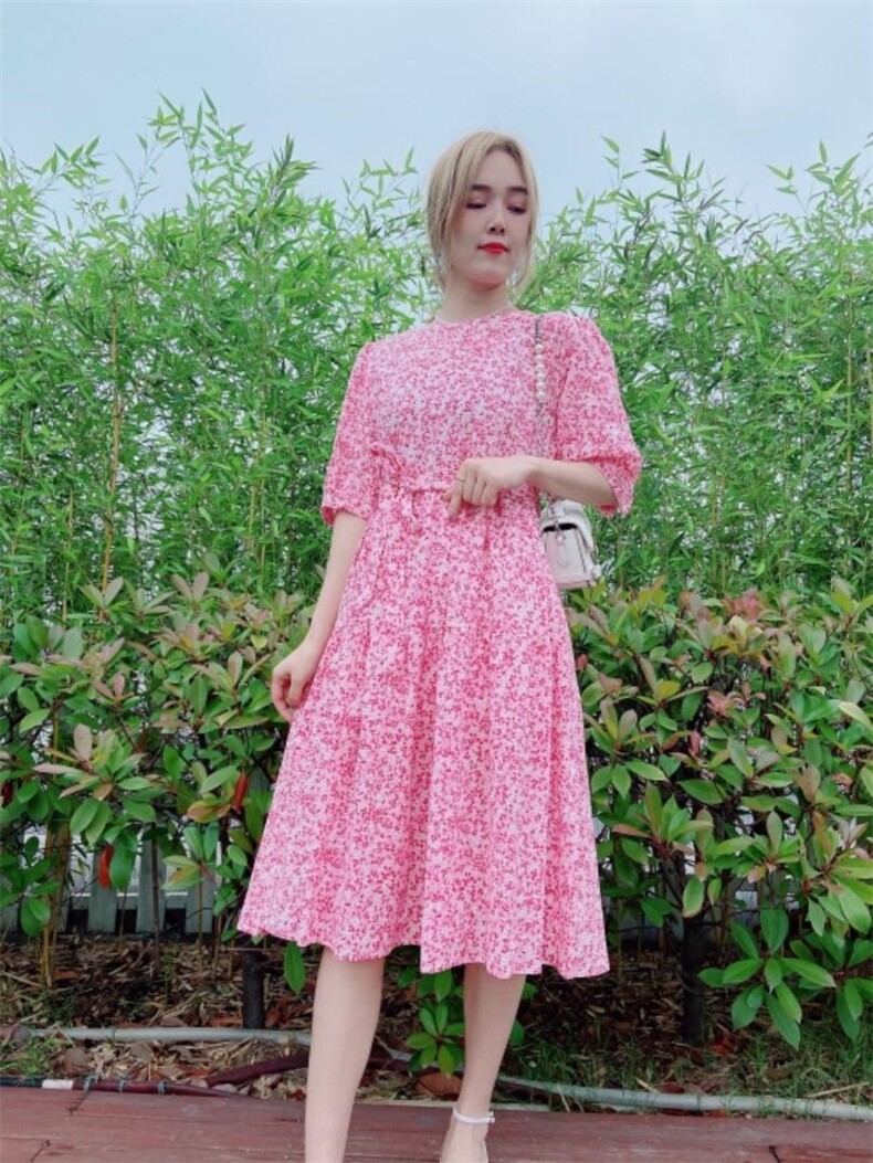 夏季新款连衣裙，女装连衣裙，依岸