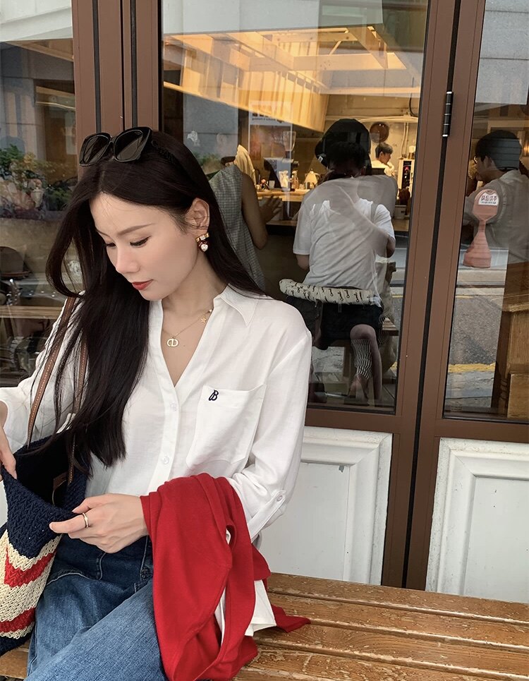秋季气质设计感翻折V领重工刺绣长袖衬衫,女装衬衫,湘姗