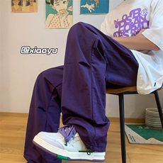 深紫色