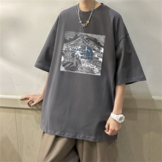 灰色